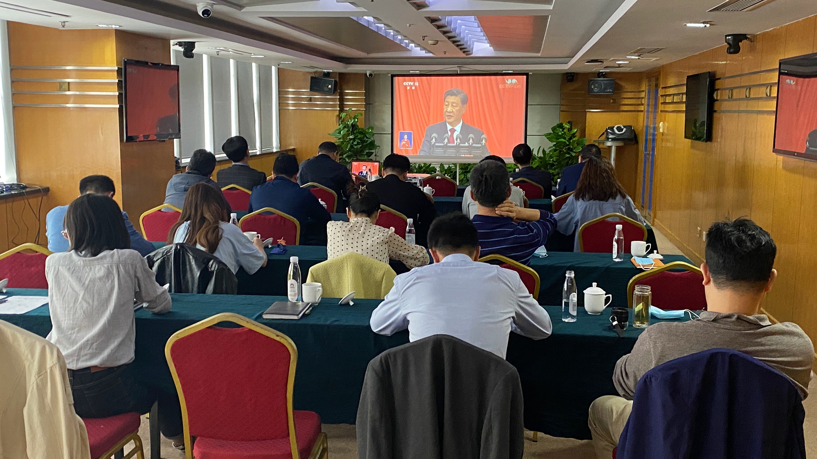 浙茶集團黨員干部集中收看黨的二十大開(kāi)幕式